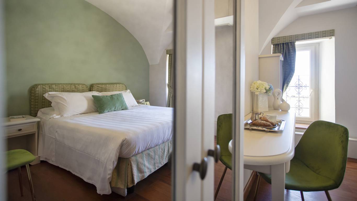 Fontebella-Palace-Hotel-Assisi-classic-room-103dbclassicPPME4539