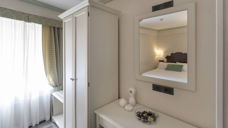 Fontebella-Palace-Hotel-Assisi-single-room-400singolaPPME4468